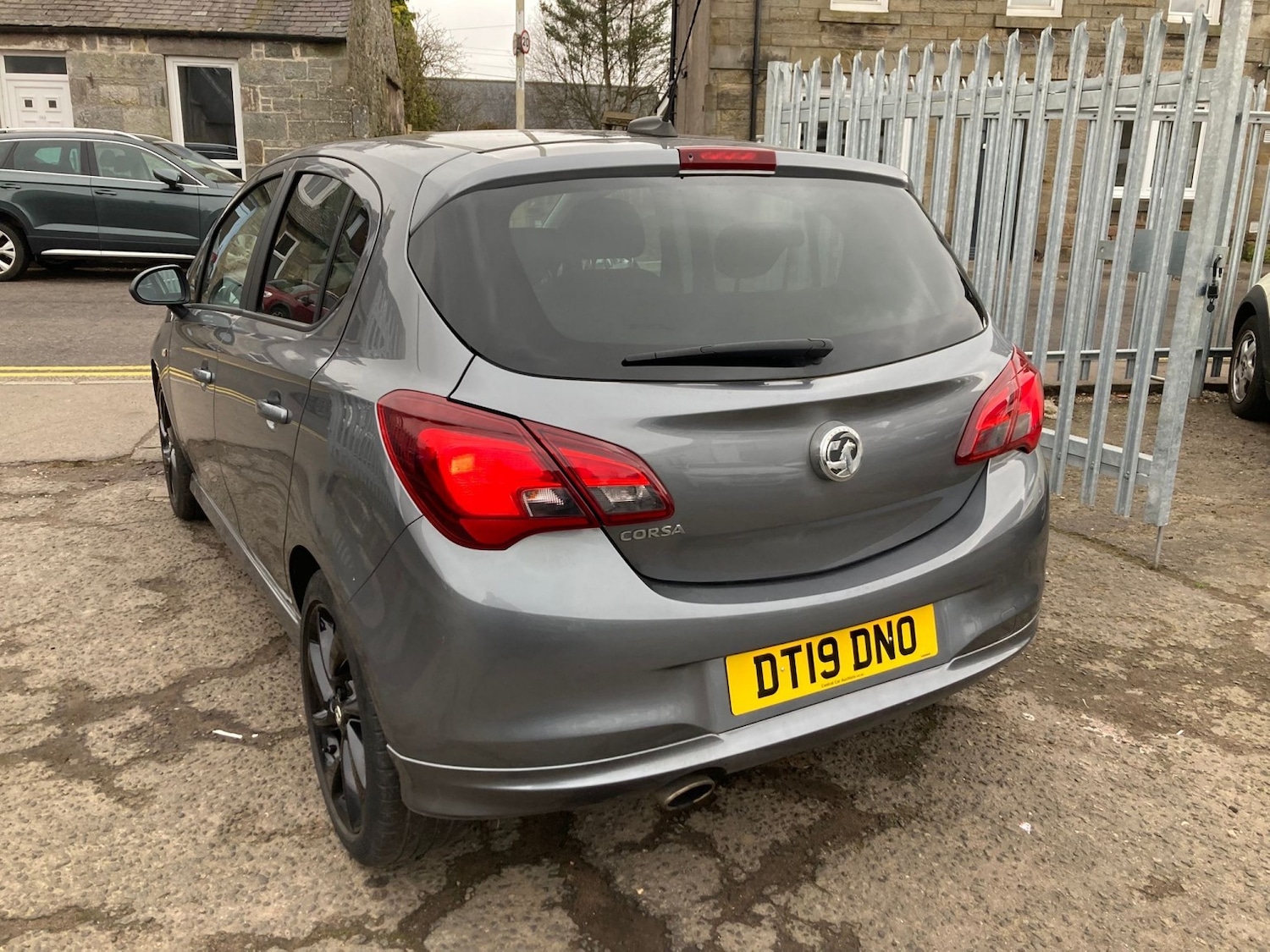 Used Vauxhall Corsa 2019 for sale - 77798570: Photo 2