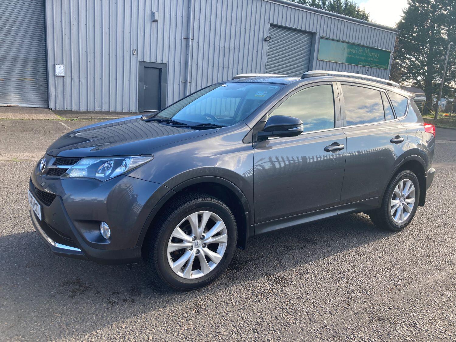 Used Toyota RAV4 2013 for sale - 76305546: Photo 2