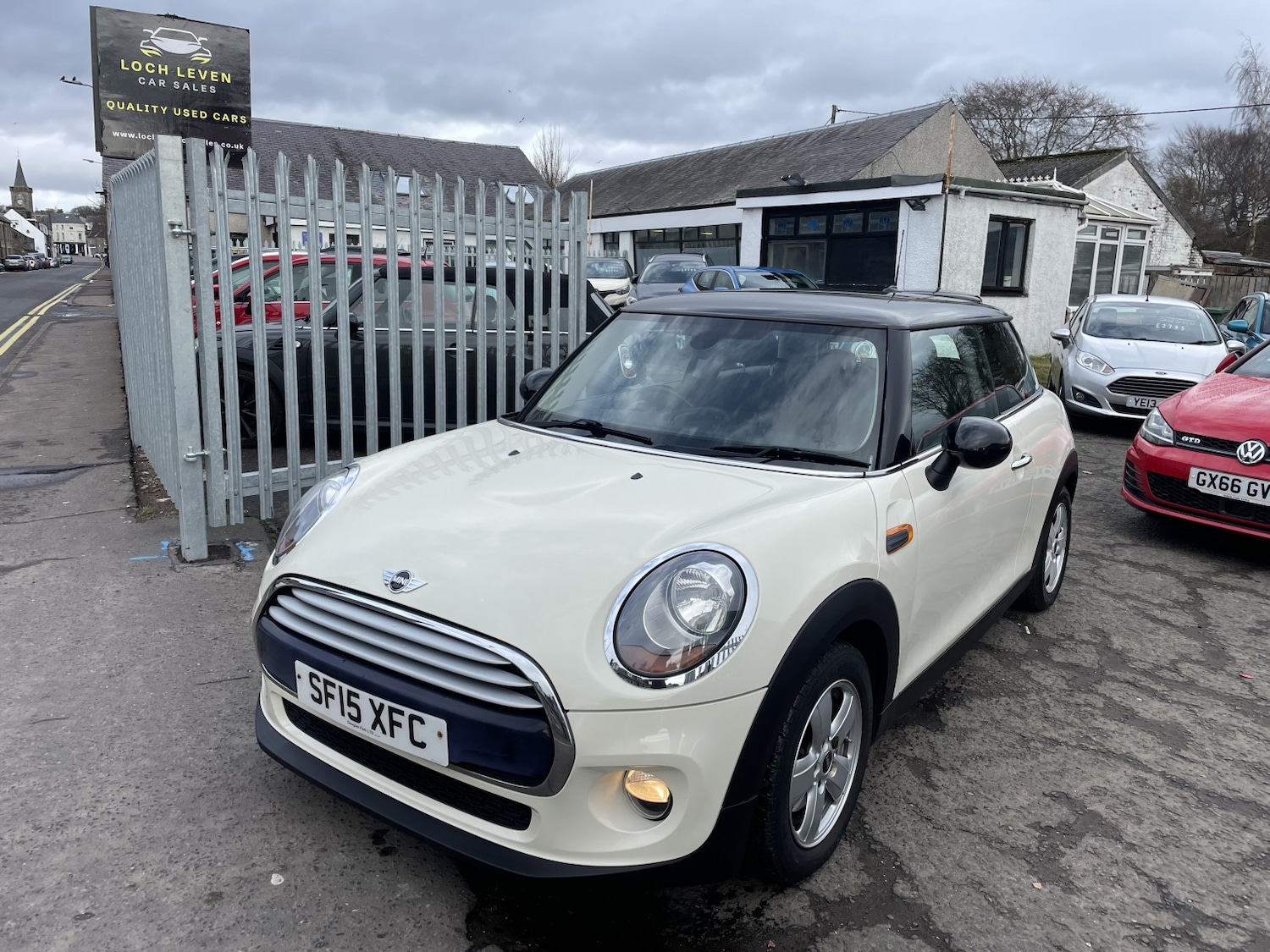 Used MINI Hatch 2015 for sale - 77715040: Photo 1