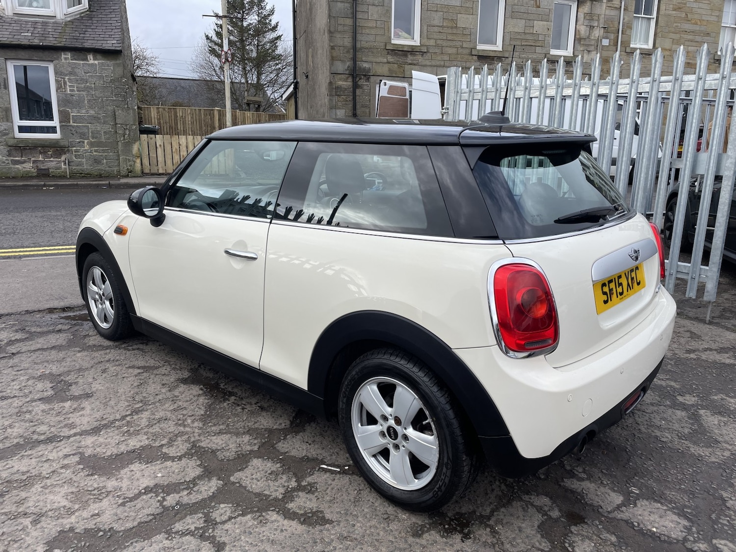 Used MINI Hatch 2015 for sale - 77715040: Photo 4