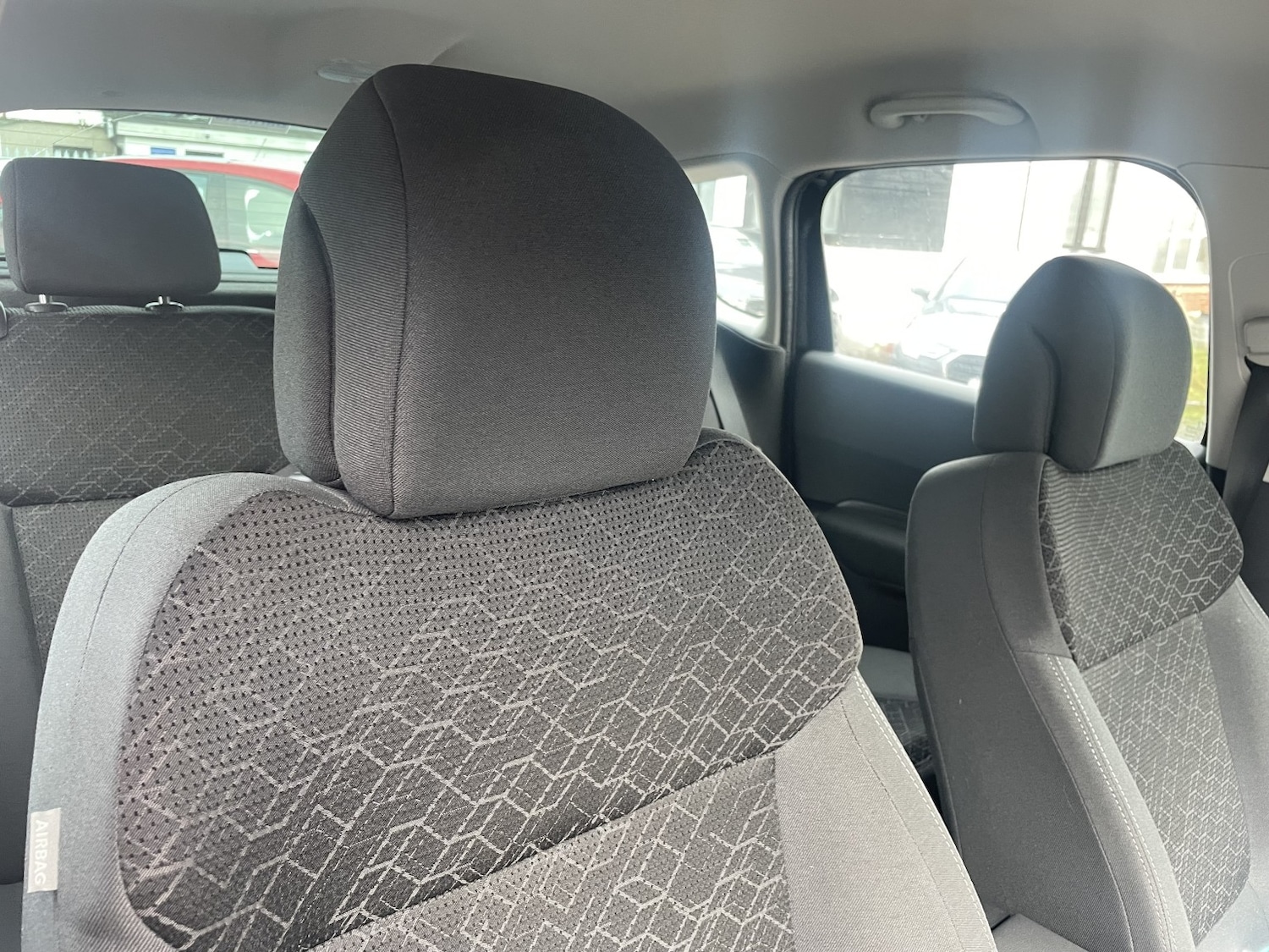 Used Peugeot 3008 2015 for sale - 77237023: Photo 10