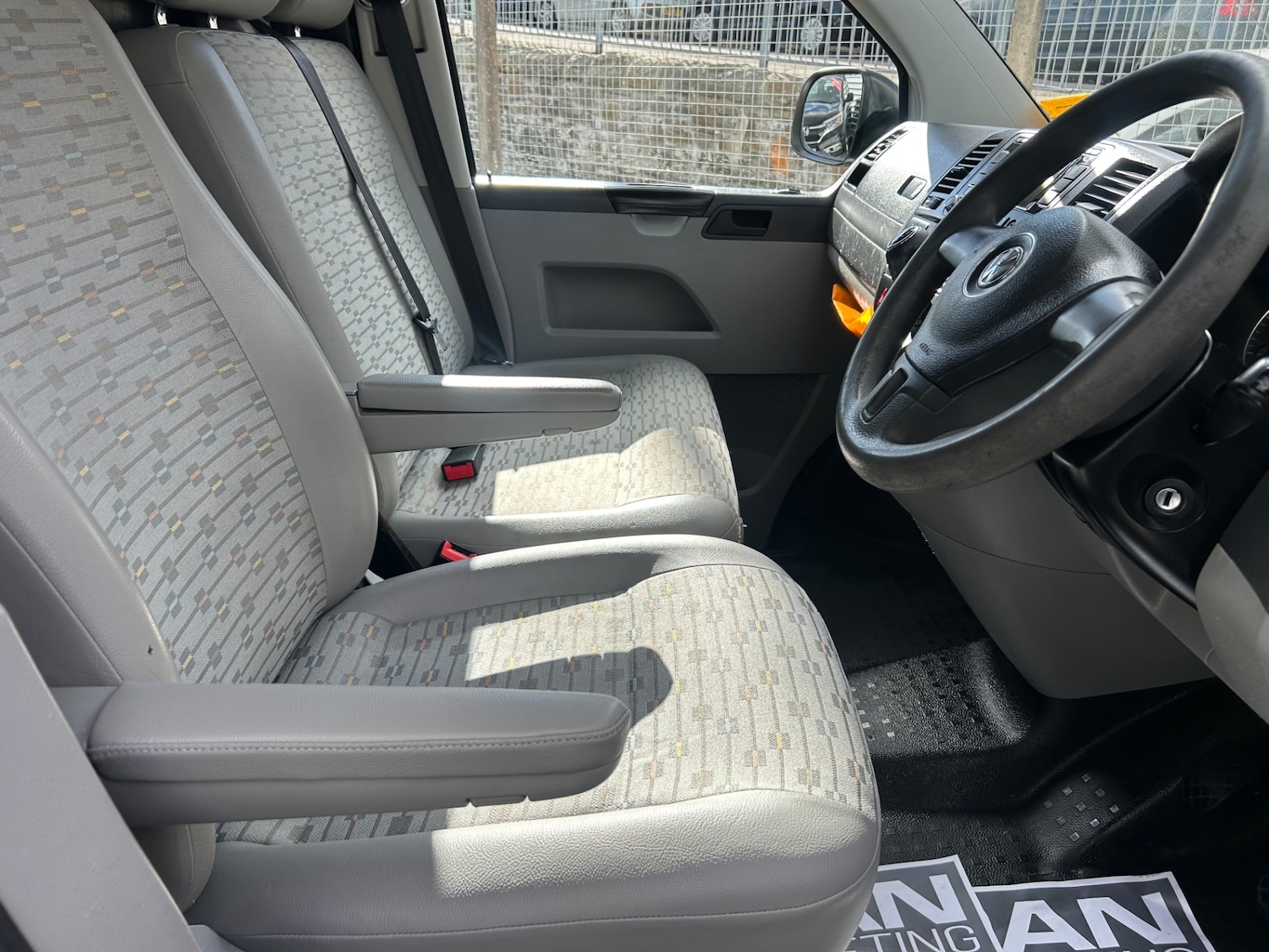 Used Volkswagen Transporter 2013 for sale - 76207624: Photo 5