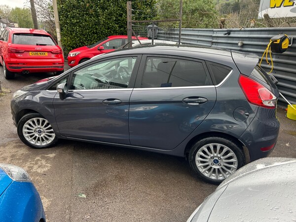 Used Ford Fiesta 2013 for sale - 74375851: Photo 3