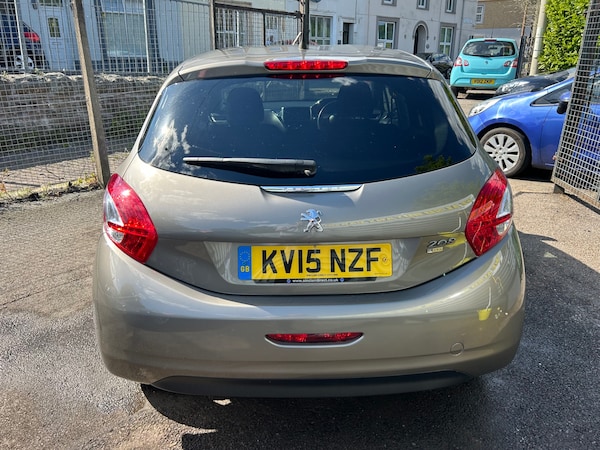Used Peugeot 208 2015 for sale - 74615675: Photo 4