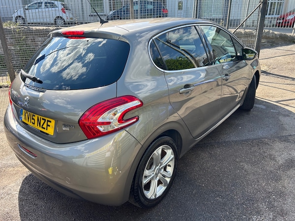 Used Peugeot 208 2015 for sale - 74615675: Photo 5