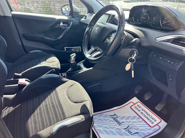 Used Peugeot 208 2015 for sale - 74615675: Photo 6