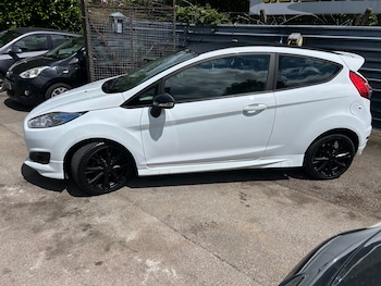 Used Ford Fiesta 2013 for sale - 79055447: Photo