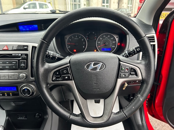 Used Hyundai i20 2012 for sale - 74501226: Photo 8