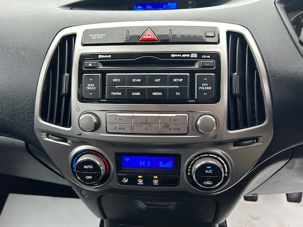 Used Hyundai i20 2012 for sale - 74501226: Photo 9