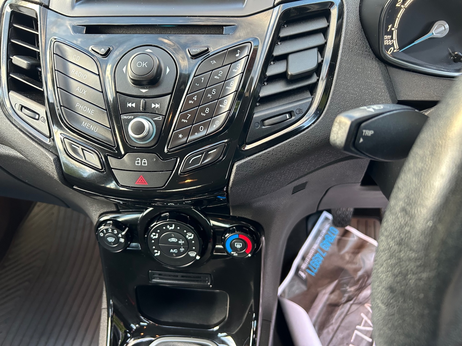 Used Ford Fiesta 2014 for sale - 76924173: Photo 11