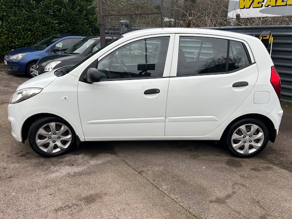 Used Hyundai i10 2011 for sale - 73605713: Photo 3