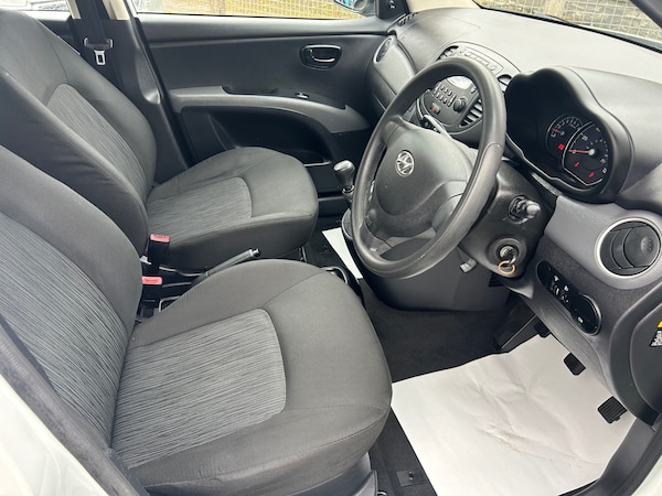 Used Hyundai i10 2011 for sale - 73605713: Photo 7
