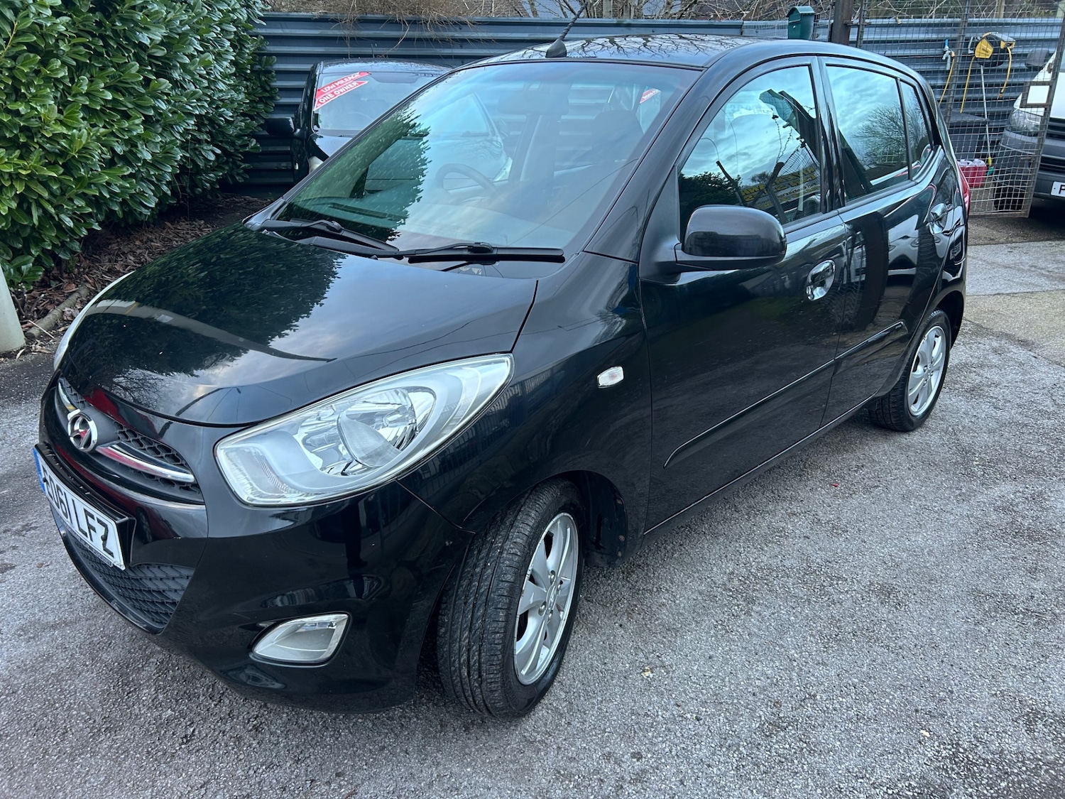 Used Hyundai i10 2011 for sale - 77558752: Photo 3