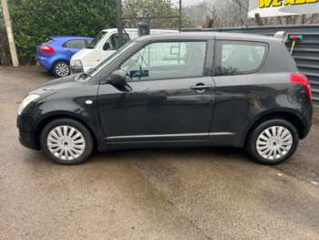 Used Suzuki Swift 2010 for sale - 74775478: Photo
