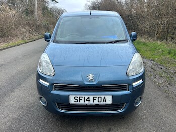 Used Peugeot Partner Tepee 2014 for sale - 77721448: Photo