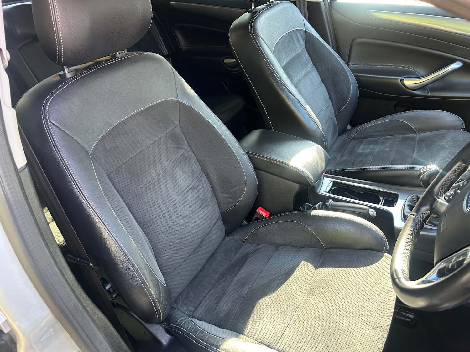 Used Ford Mondeo 2013 for sale - 76264490: Photo 7