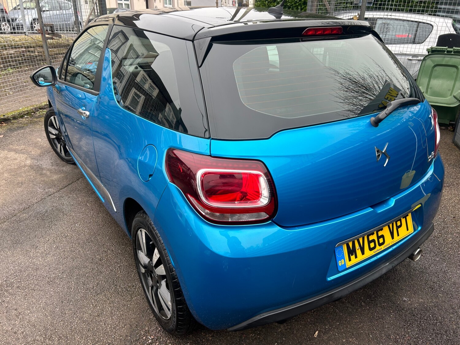 Vehicle 5