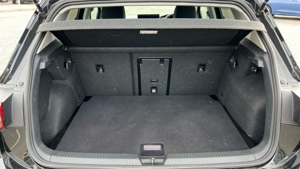 Used Volkswagen Golf 2024 for sale - 75783826: Photo 16