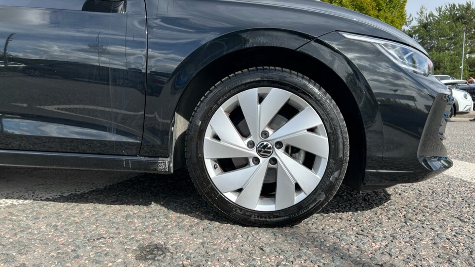 Used Volkswagen Golf 2024 for sale - 75783826: Photo 18