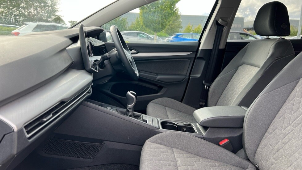 Used Volkswagen Golf 2024 for sale - 75783826: Photo 28