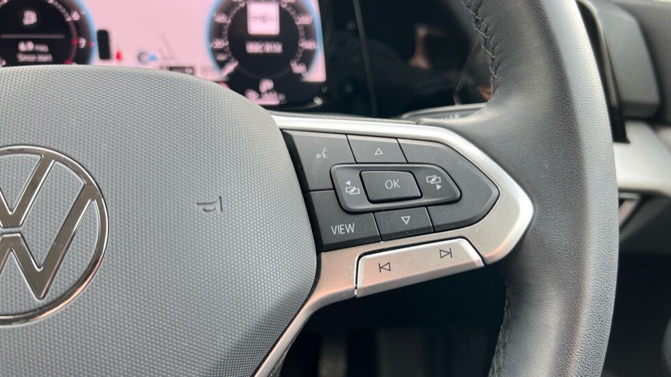Used Volkswagen Golf 2024 for sale - 75783826: Photo 31