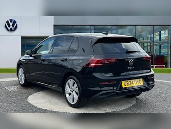 Used Volkswagen Golf 2024 for sale - 75783826: Photo
