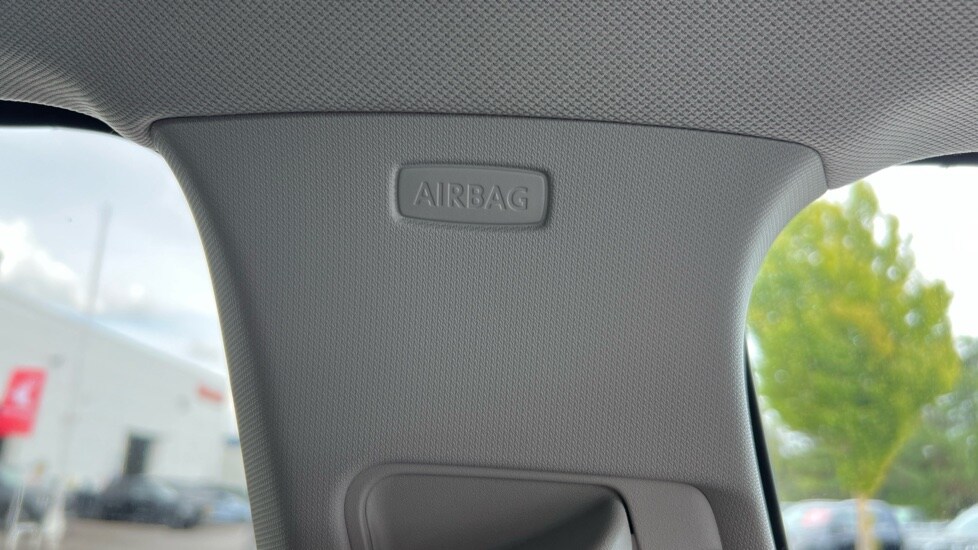 Used Volkswagen Golf 2024 for sale - 75783826: Photo 52