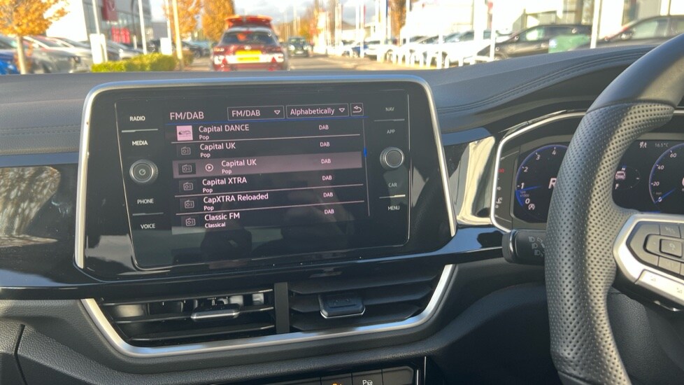 Used Volkswagen T-Roc 2025 for sale - 76575252: Photo 13