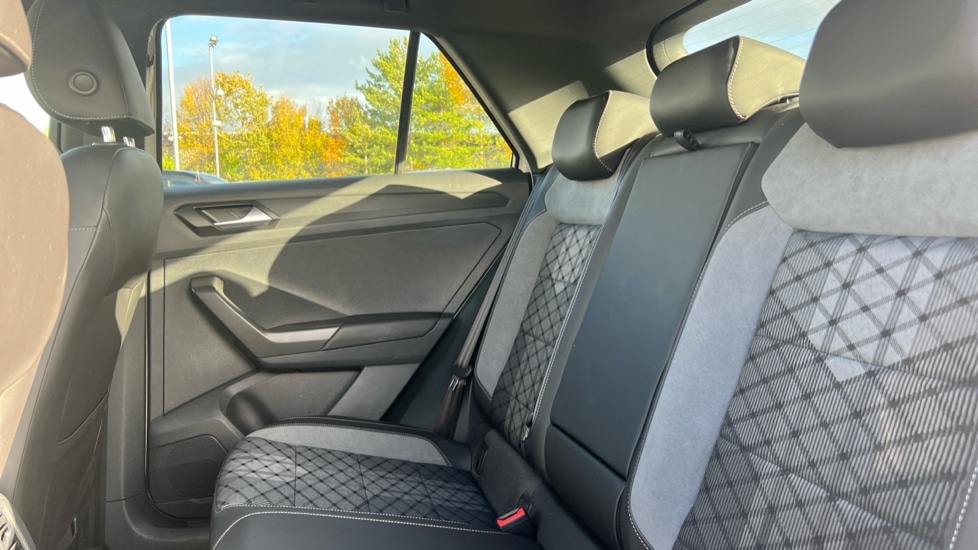 Used Volkswagen T-Roc 2025 for sale - 76575252: Photo 15