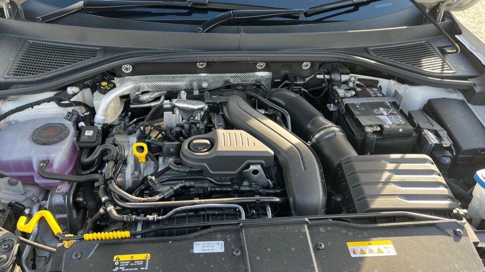 Used Volkswagen T-Roc 2025 for sale - 76575252: Photo 17