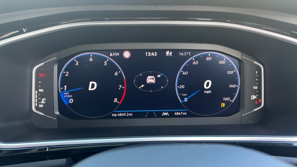 Used Volkswagen T-Roc 2025 for sale - 76575252: Photo 46