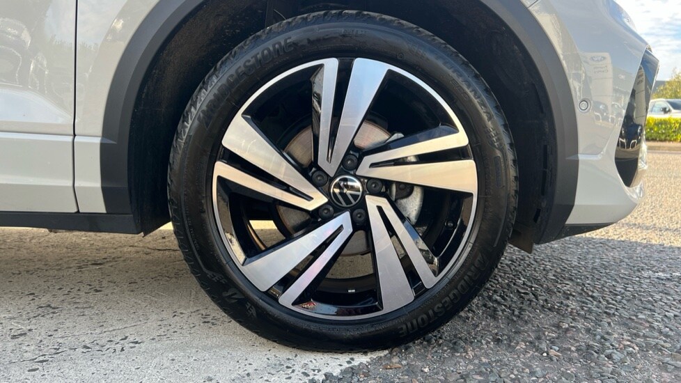 Used Volkswagen T-Roc 2025 for sale - 76575252: Photo 5