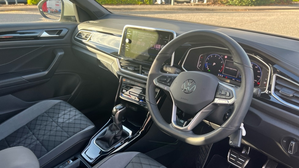 Used Volkswagen T-Roc 2025 for sale - 76575252: Photo 6