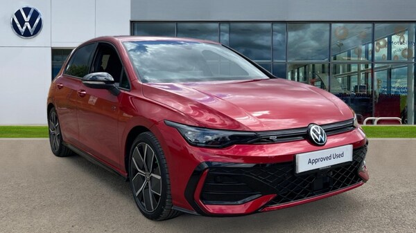 Used Volkswagen Golf 2025 for sale - 75403833: Photo 1