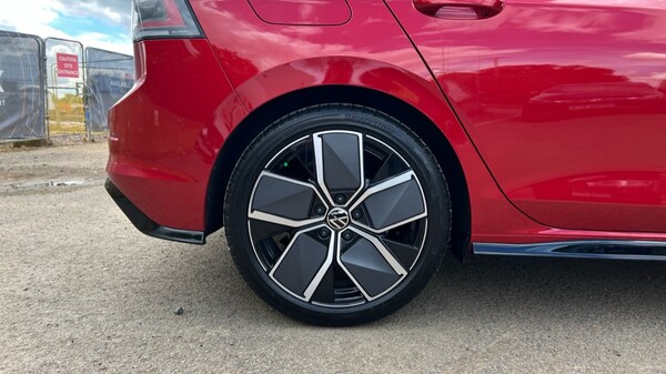 Used Volkswagen Golf 2025 for sale - 75403833: Photo 20