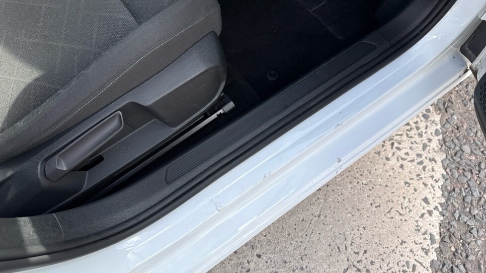 Used Volkswagen Golf 2022 for sale - 76328090: Photo 38