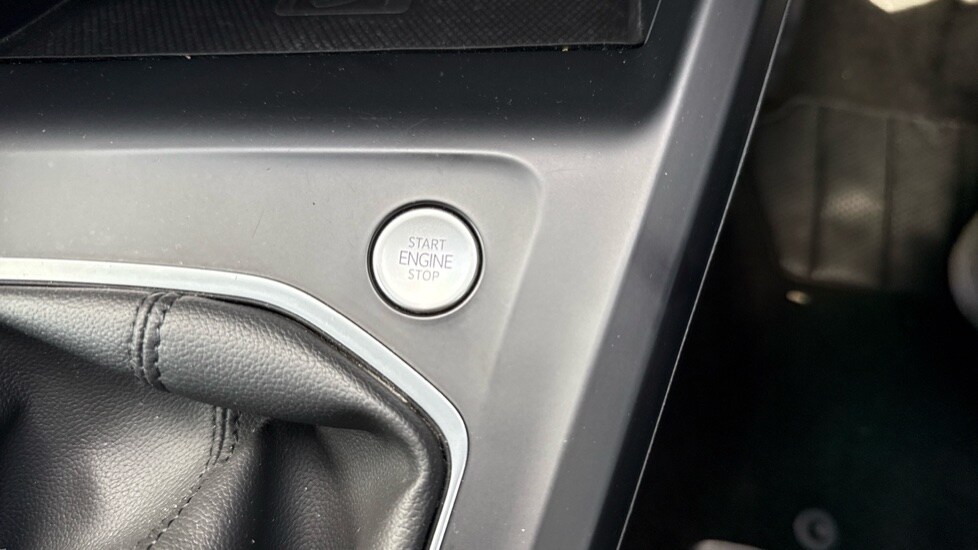 Used Volkswagen Golf 2022 for sale - 76328090: Photo 44