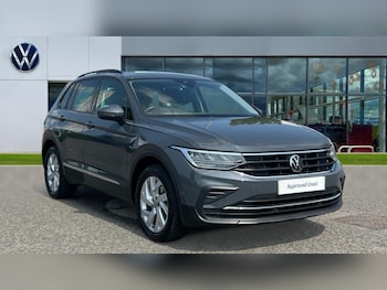 Volkswagen - Tiguan