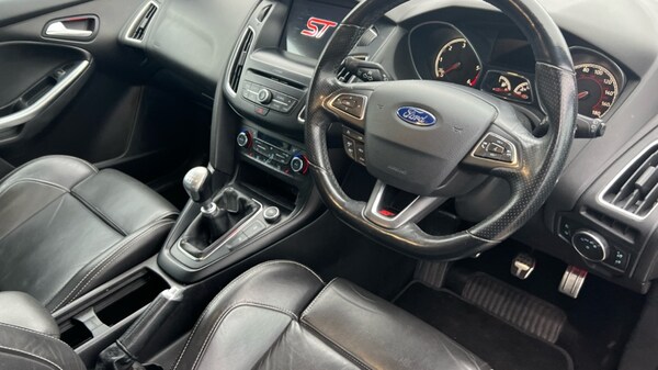 Used Ford Focus 2019 for sale - 76312011: Photo 11