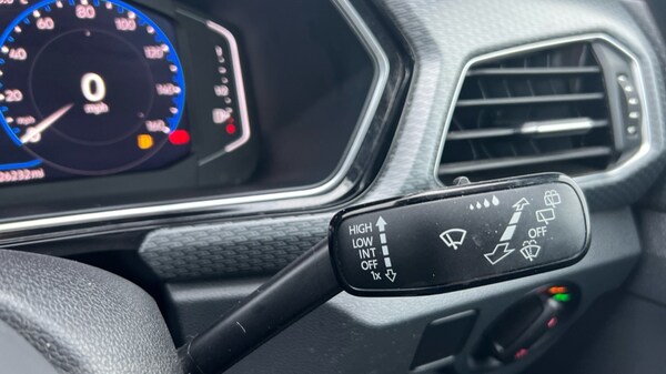 Used Volkswagen T-Cross 2021 for sale - 76161459: Photo 32
