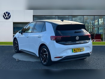 Used Volkswagen ID.3 2021 for sale - 76302405: Photo