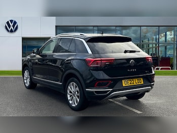 Used Volkswagen T-Roc 2022 for sale - 76766370: Photo