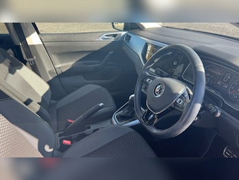 Used Volkswagen Polo 2021 for sale - 76977664: Photo