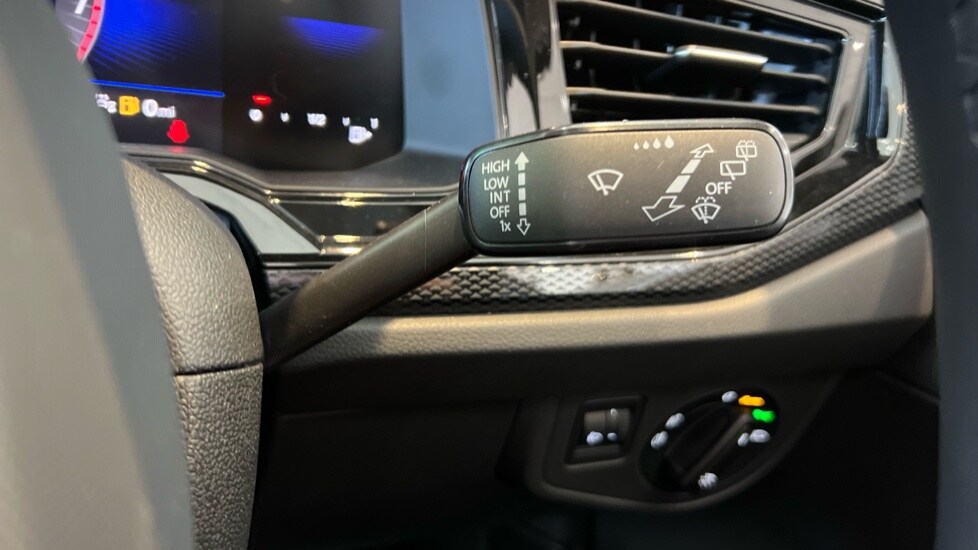 Used Volkswagen Taigo 2025 for sale - 76552443: Photo 32