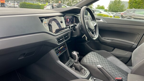 Used Volkswagen Polo 2024 for sale - 75783915: Photo 2