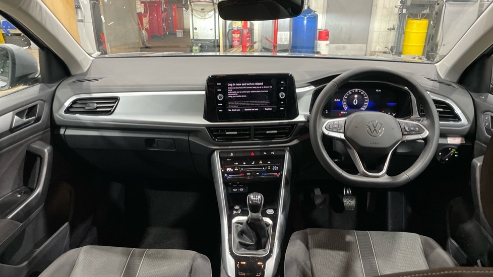 Used Volkswagen T-Roc 2025 for sale - 77075611: Photo 12