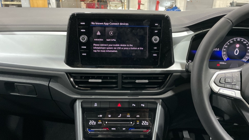 Used Volkswagen T-Roc 2025 for sale - 77075611: Photo 13