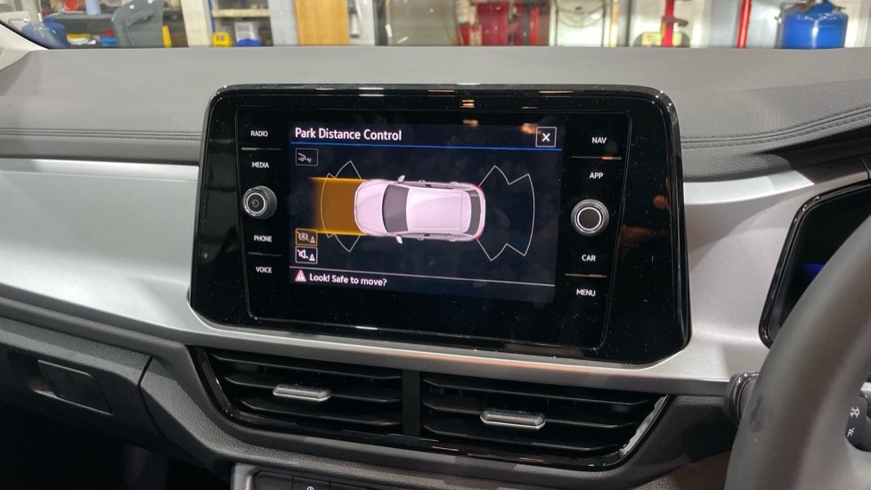 Used Volkswagen T-Roc 2025 for sale - 77075611: Photo 25