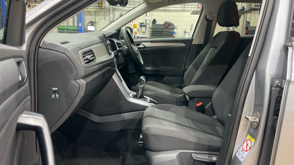 Used Volkswagen T-Roc 2025 for sale - 77075611: Photo 28