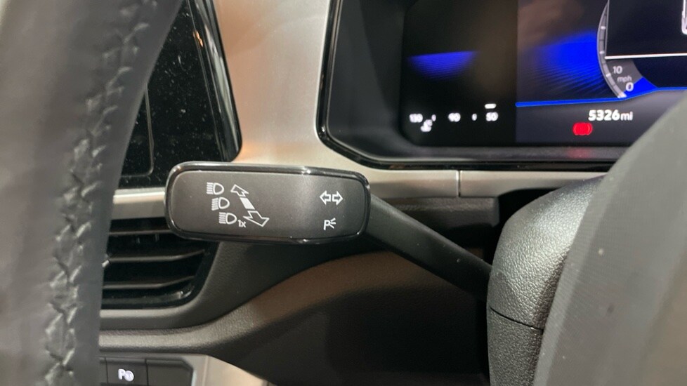 Used Volkswagen T-Roc 2025 for sale - 77075611: Photo 33